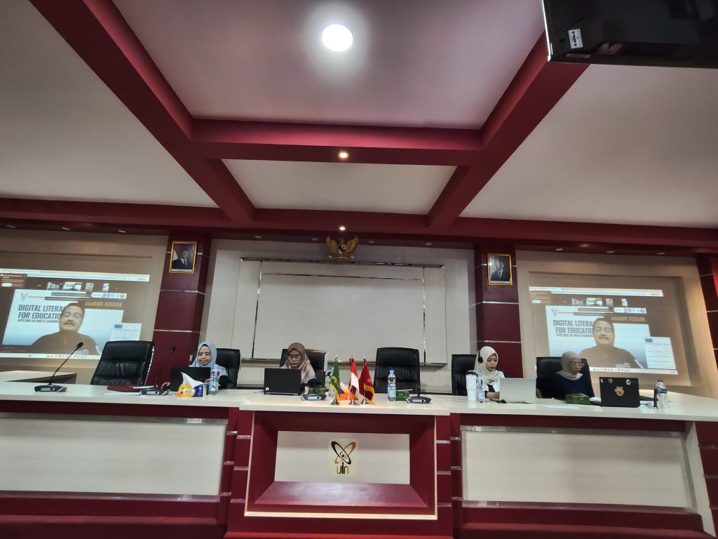 Sharing Session Series 4: Membangun Literasi Digital untuk Pendidikan — Mengintegrasikan AR dan U-Learning dalam ELT