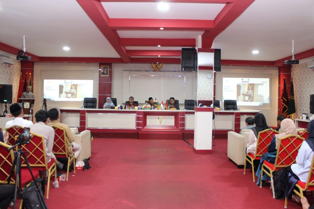 Pascasarjana UIN Sultan Maulana Hasanuddin Banten dan KNEKS Resmikan Kerja Sama Strategis Melalui Seminar Nasional “Smart Halal Ekosistem”